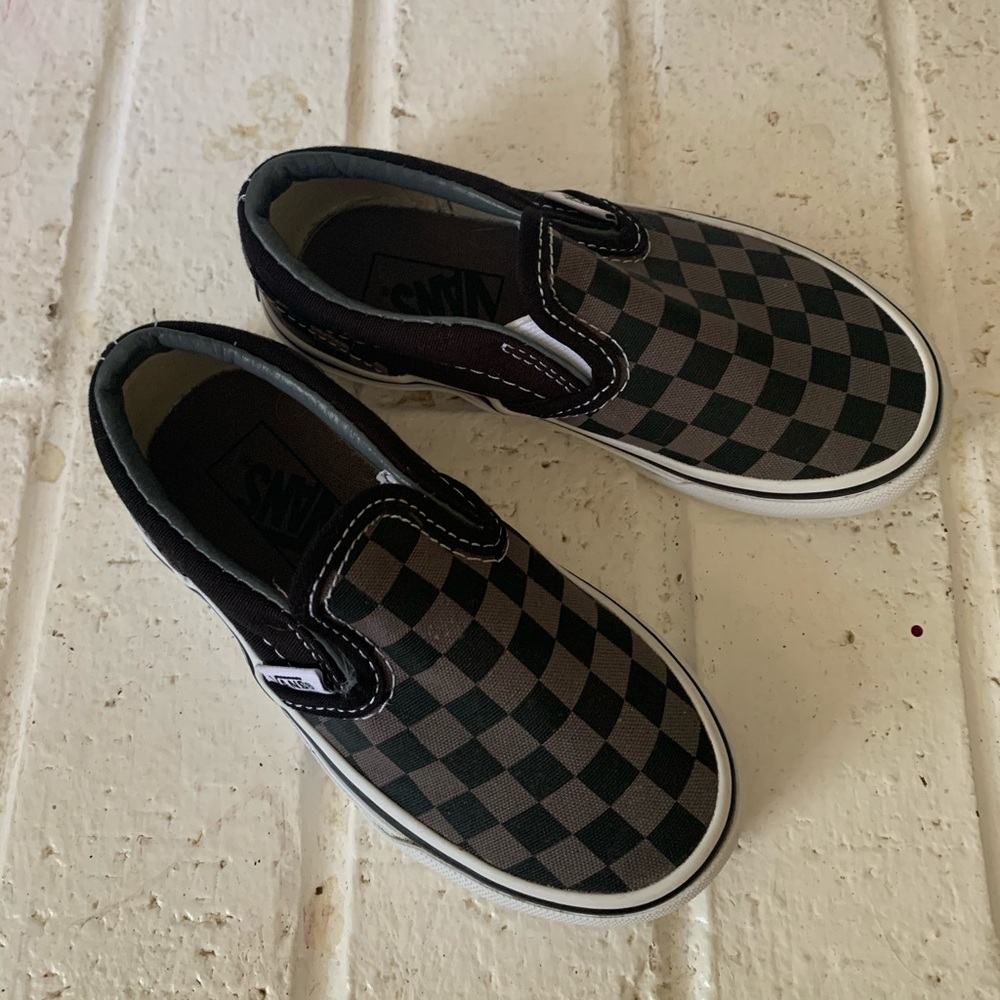 Black checkered vans